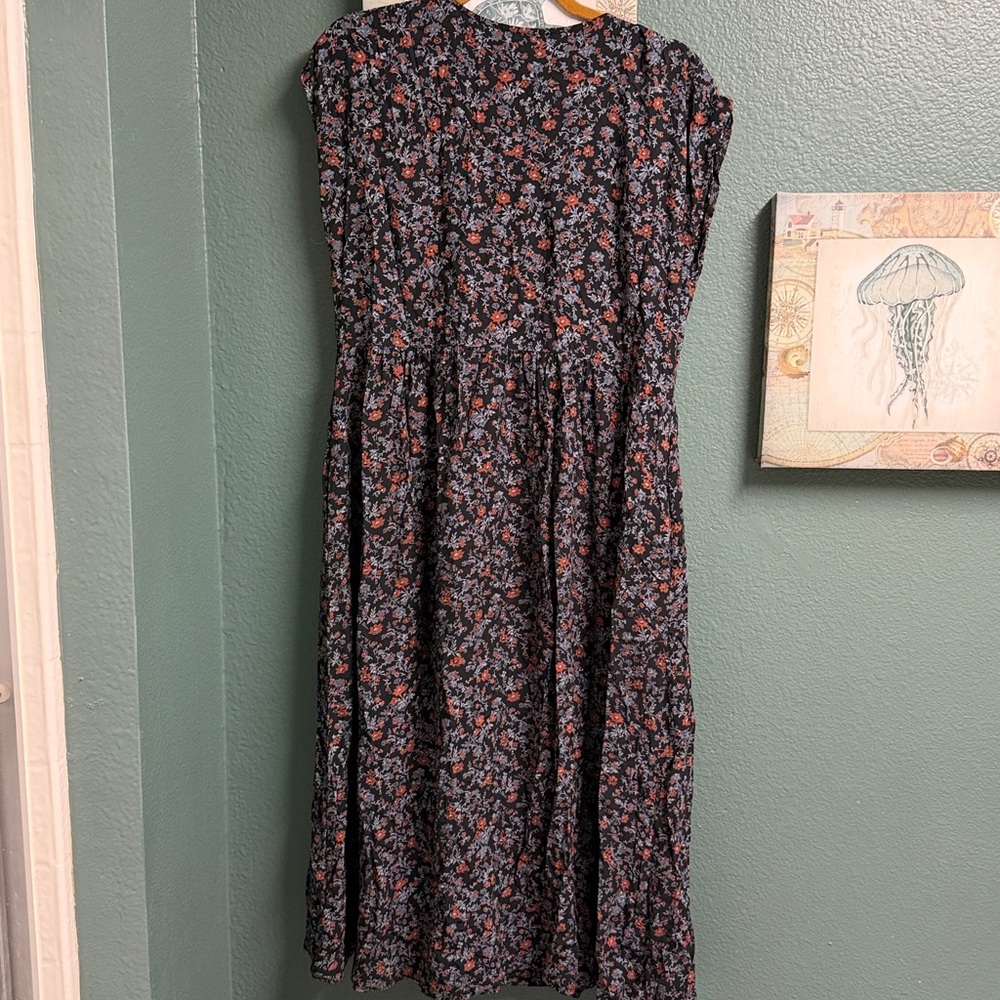 Madewell Black and Red Floral Midi Dress - Picture 6 of 8